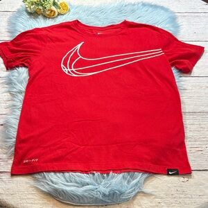 Nike Basketball Swish Red Short Sleeve Dri-Fit Tee sz M